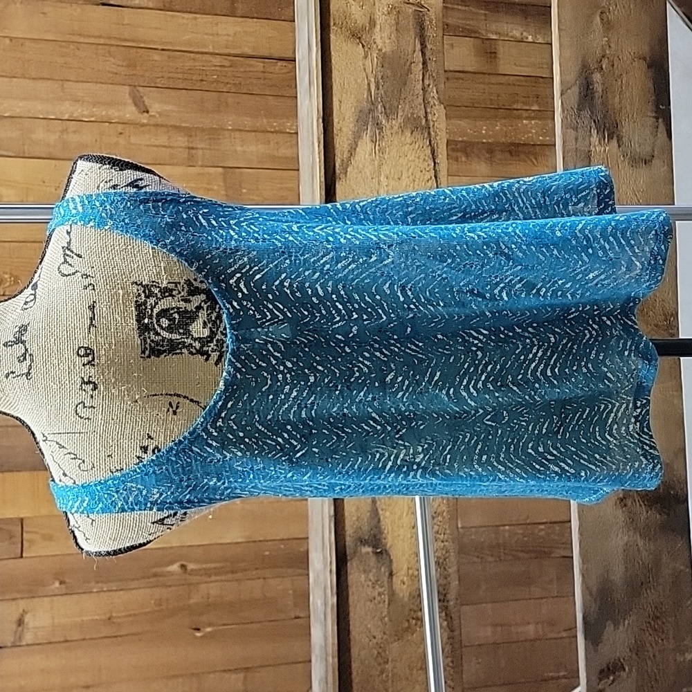 Tank Top - Picture 2 of 5